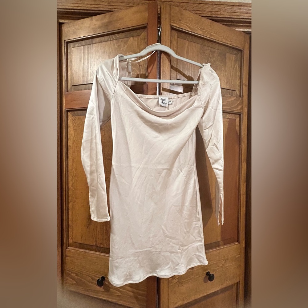 Princess Polly Elegant Cream Long Sleeve HOCO Dress